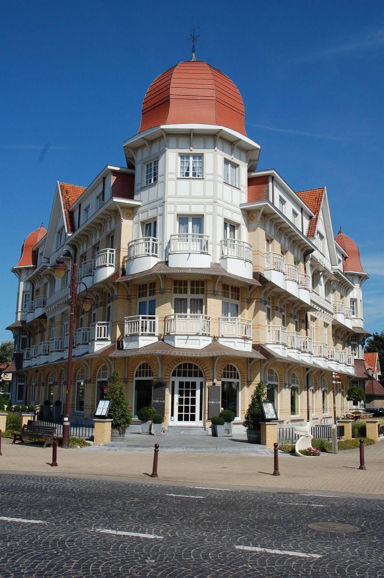 Grand Hotel Belle Vue Де Хаан Екстериор снимка